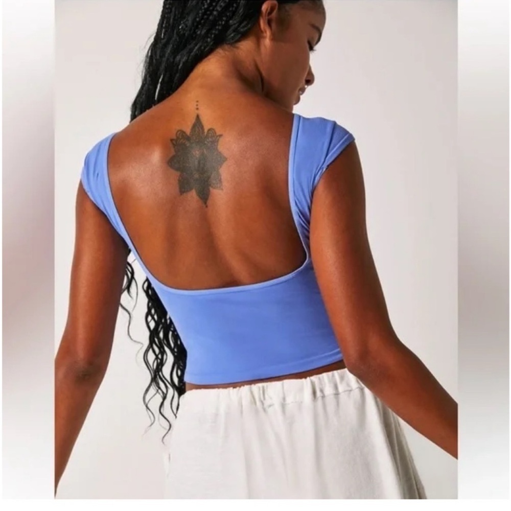 FP Movement by Free People Low Back Seamless Tee Size L/XLG Baby Blue NWOT - Picture 2 of 6